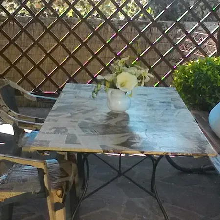 A Casa Di Mael San Costanzo