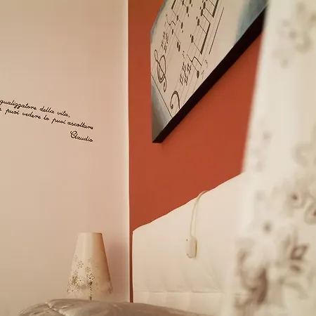 A Casa Di Mael San Costanzo