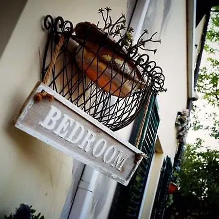 Bed and Breakfast A Casa Di Mael San Costanzo