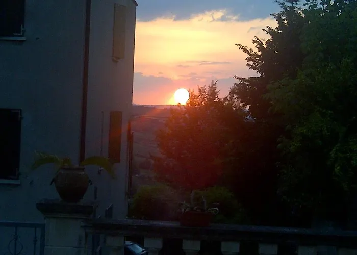 Alojamento de Acomodação e Pequeno-almoço A Casa Di Mael 3*